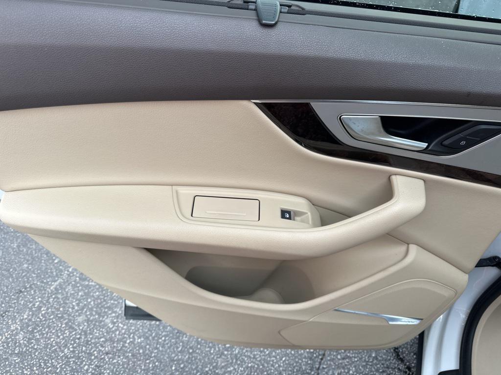 used 2019 Audi Q7 car, priced at $21,589