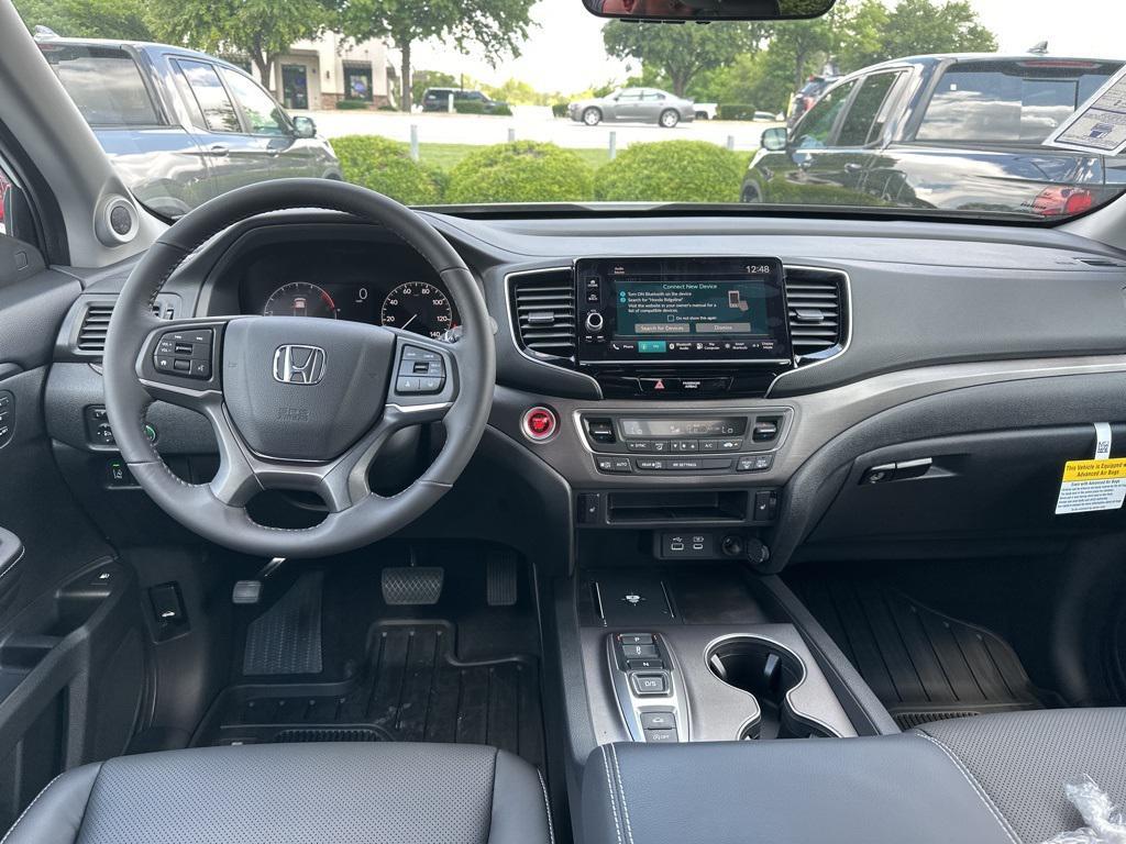 new 2025 Honda Ridgeline car, priced at $40,038