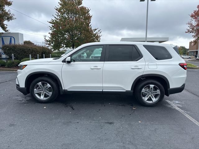 new 2025 Honda Pilot car, priced at $42,840