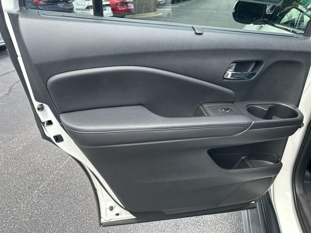 used 2022 Honda Pilot car, priced at $35,000