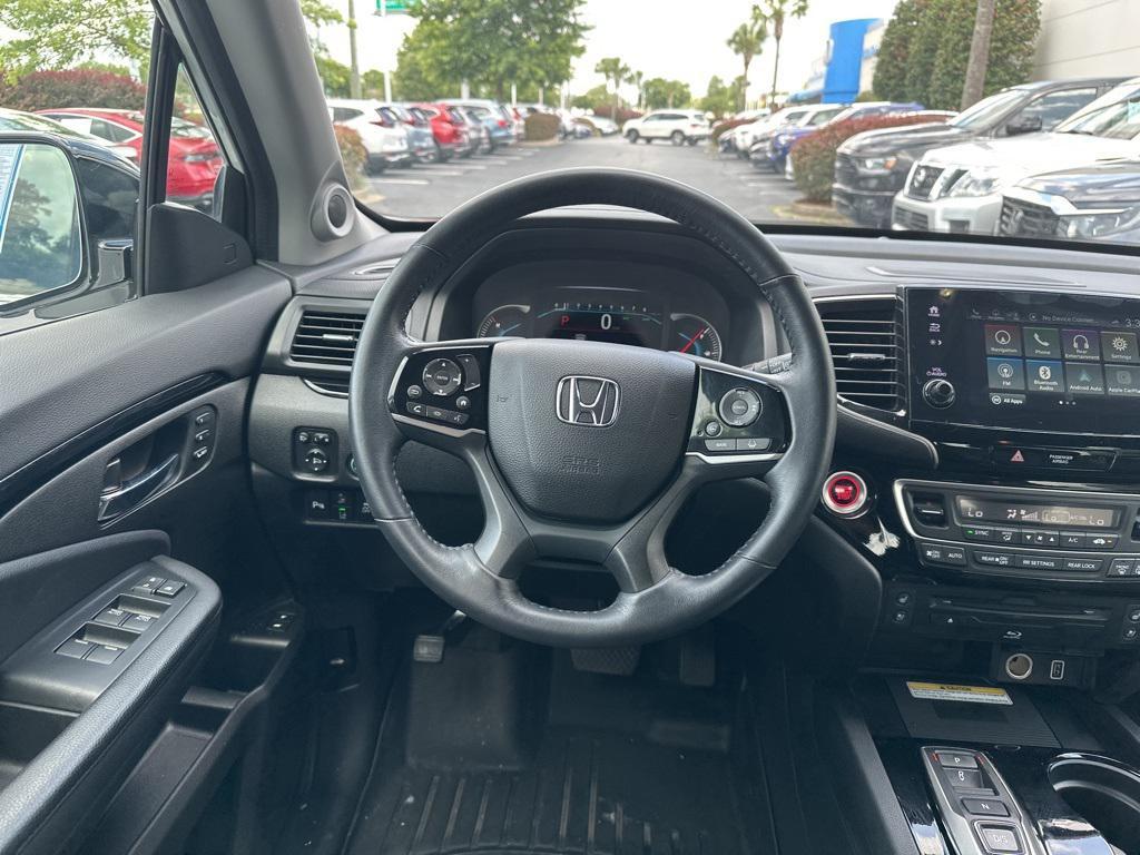 used 2022 Honda Pilot car, priced at $35,000