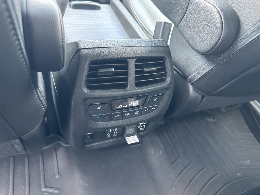 used 2022 Honda Pilot car, priced at $35,000