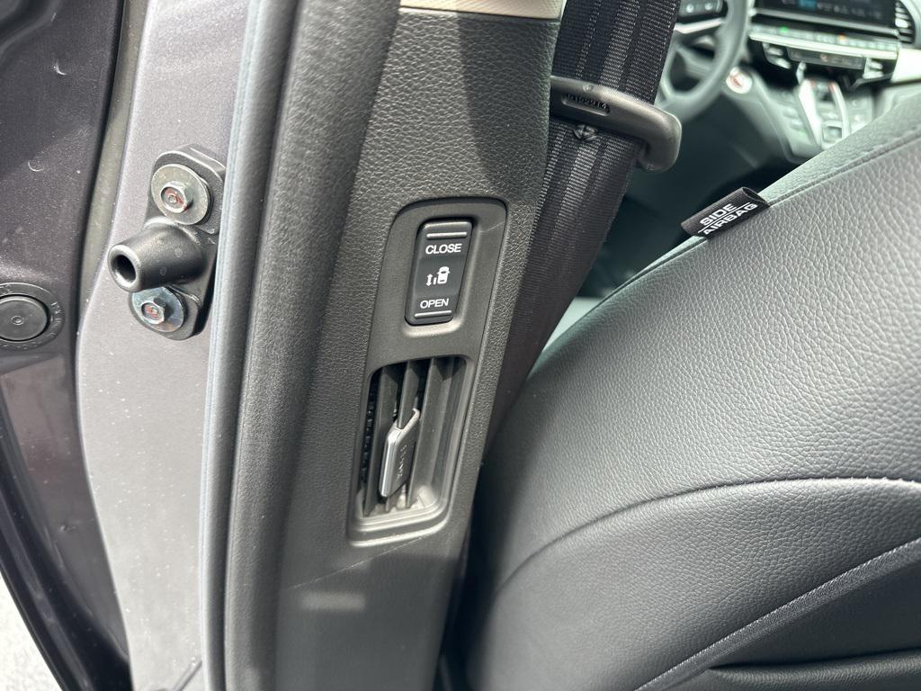 new 2026 Honda Odyssey car, priced at $41,753