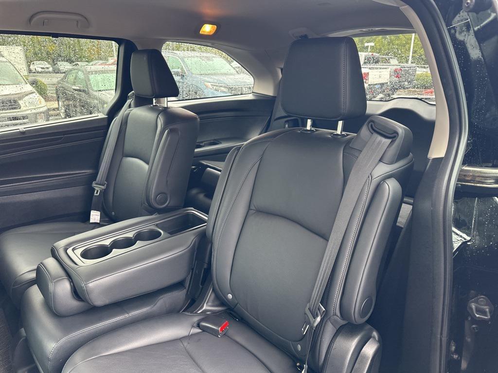used 2025 Honda Odyssey car, priced at $39,000
