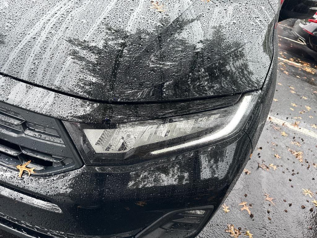 used 2025 Honda Odyssey car, priced at $39,000