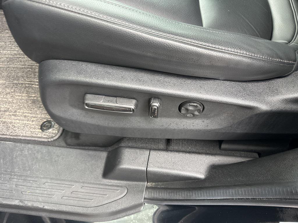 used 2025 Honda Odyssey car, priced at $39,000