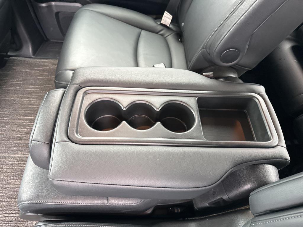 used 2025 Honda Odyssey car, priced at $39,000