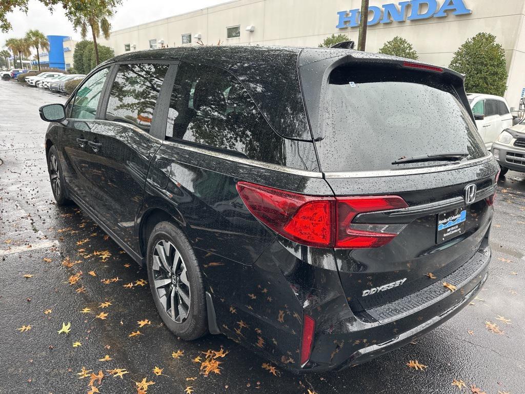 used 2025 Honda Odyssey car, priced at $39,000