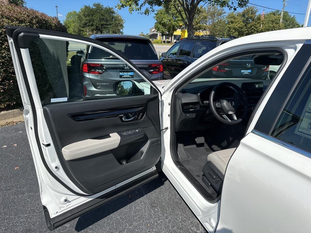 new 2026 Honda CR-V car, priced at $36,979