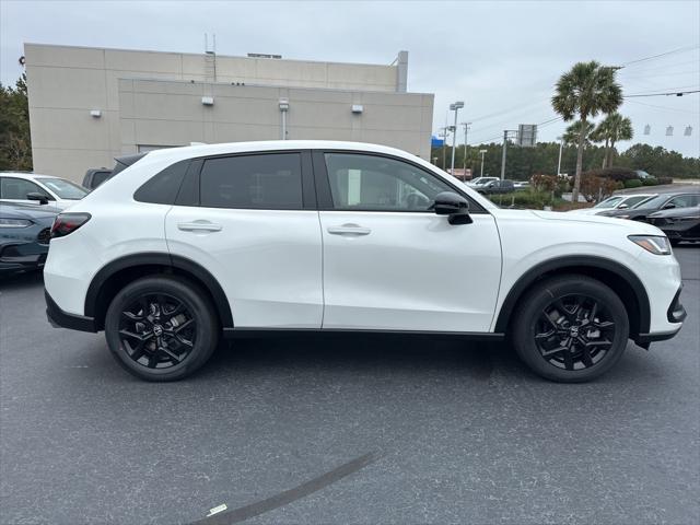 new 2025 Honda HR-V car, priced at $30,136