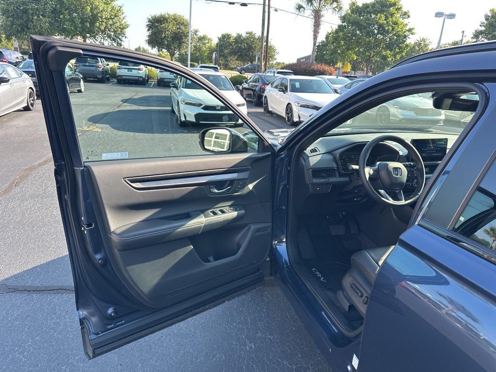 new 2026 Honda CR-V Hybrid car, priced at $38,222