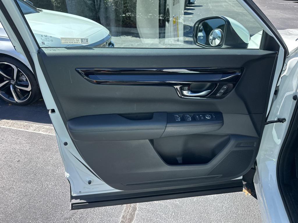used 2024 Honda CR-V car, priced at $34,589