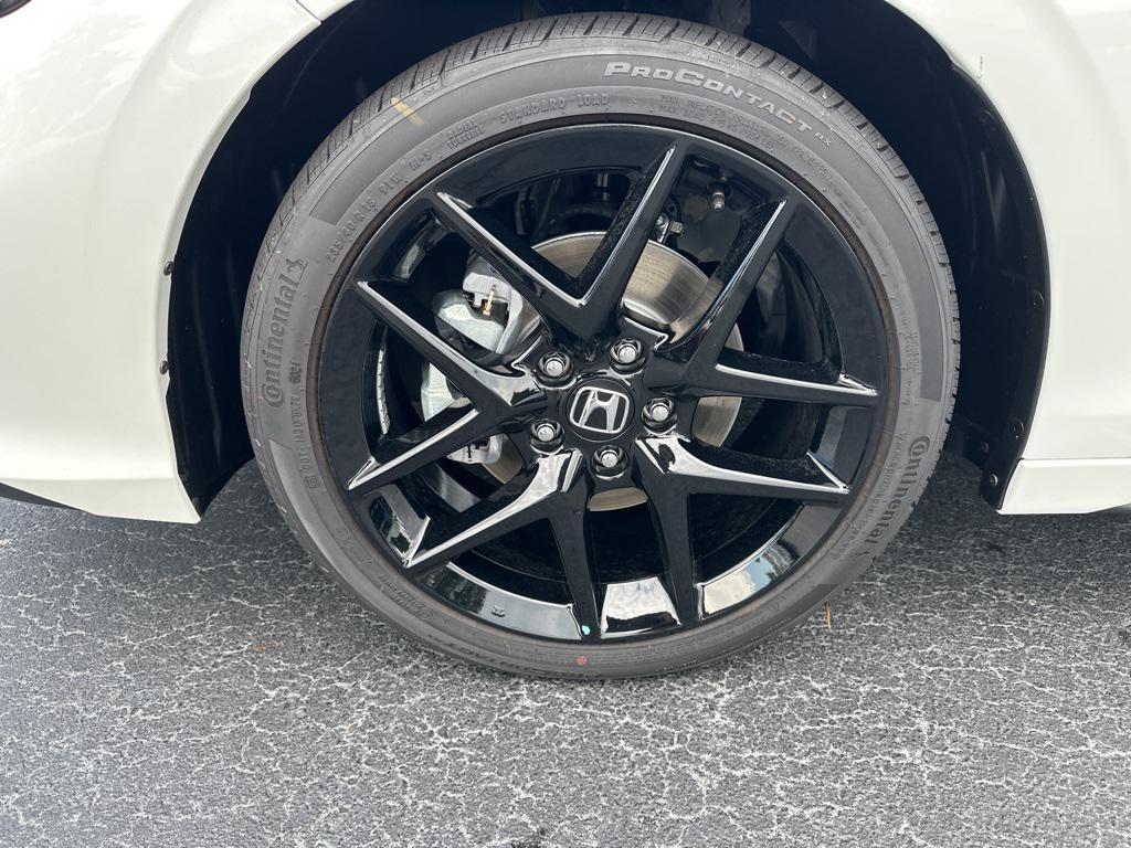 new 2025 Honda Civic Hybrid car, priced at $30,433