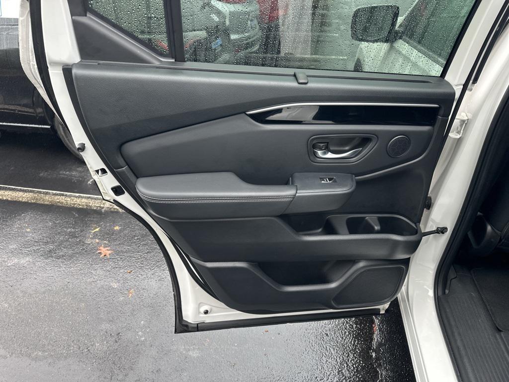 used 2023 Honda Pilot car, priced at $40,000