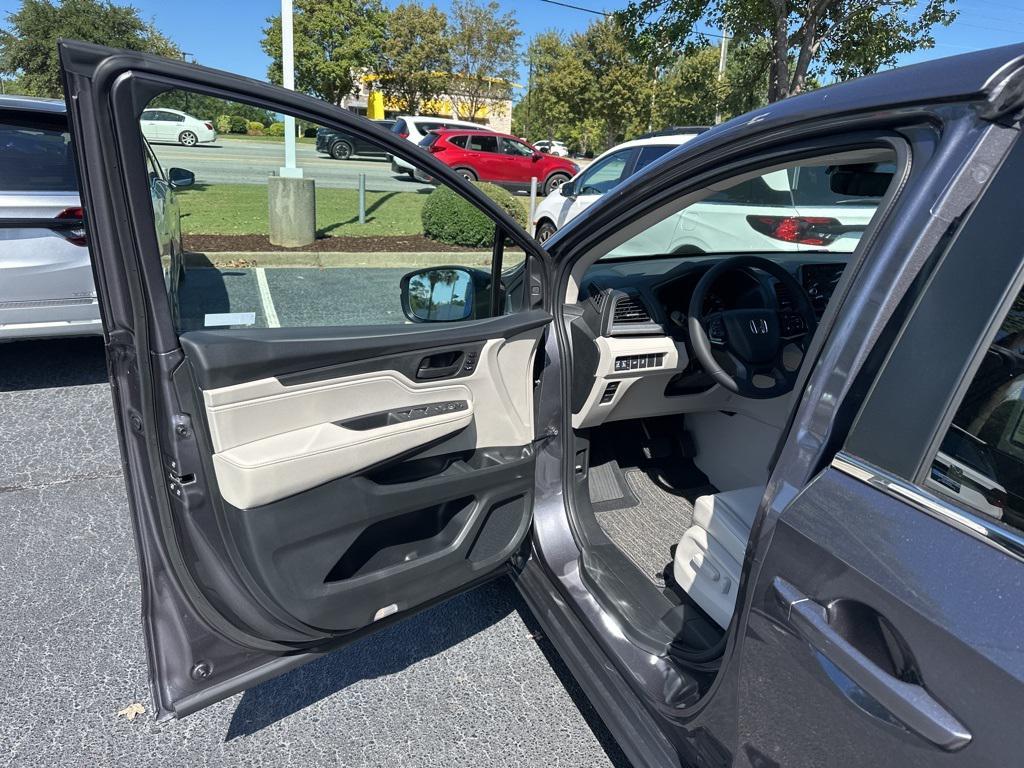 new 2026 Honda Odyssey car, priced at $41,753