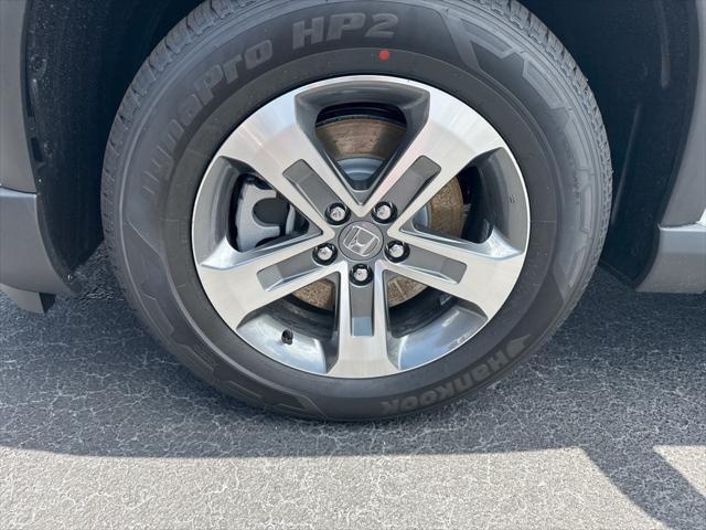 new 2025 Honda Pilot car, priced at $43,095