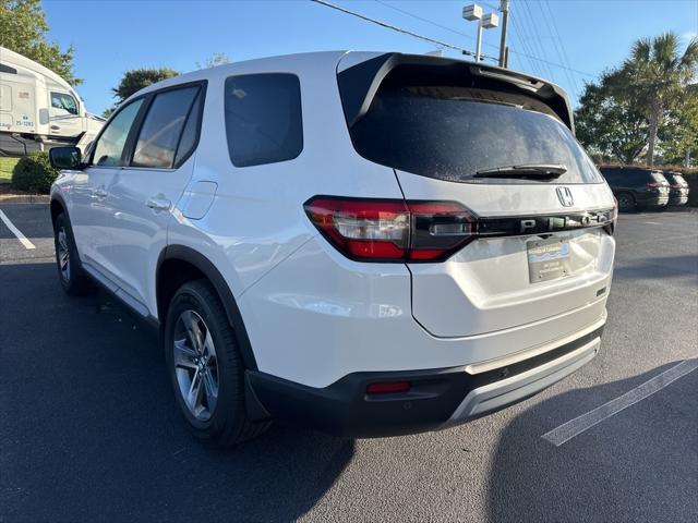 new 2025 Honda Pilot car, priced at $42,840