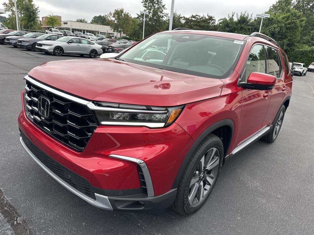 new 2025 Honda Pilot car, priced at $50,964