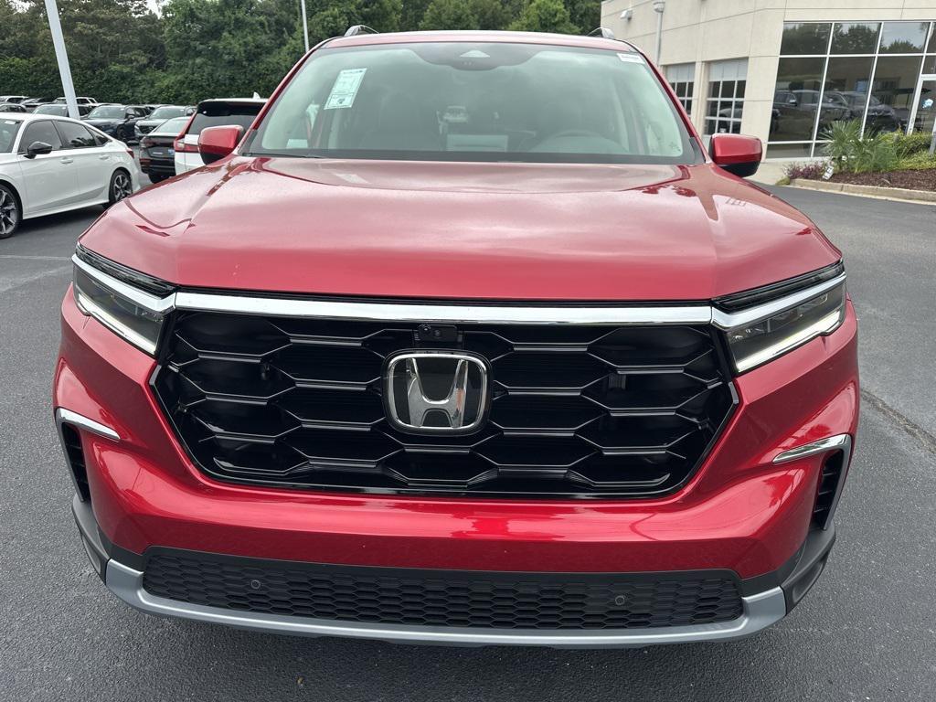 new 2025 Honda Pilot car, priced at $50,964