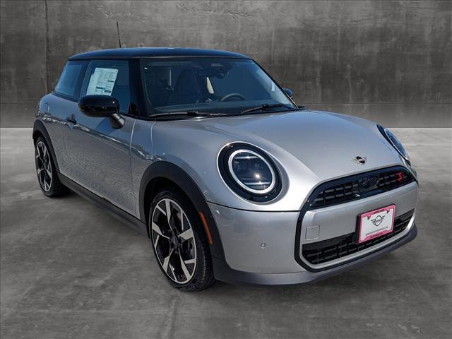 new 2025 MINI Hardtop car, priced at $36,505