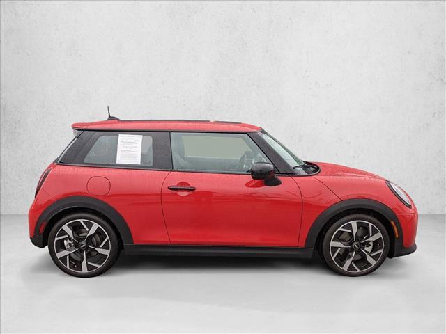 used 2025 MINI Hardtop car, priced at $33,977