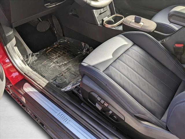 used 2025 MINI Hardtop car, priced at $33,977