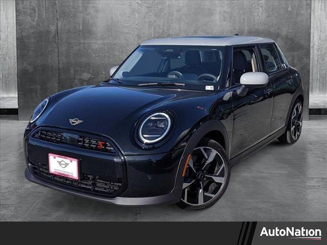new 2025 MINI Hardtop car, priced at $38,130