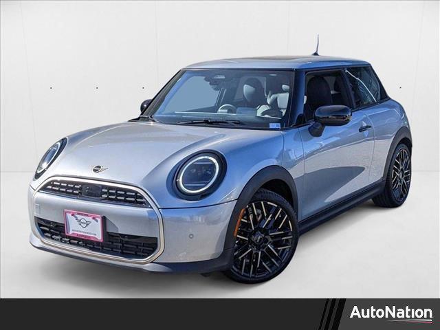 new 2025 MINI Hardtop car, priced at $35,480