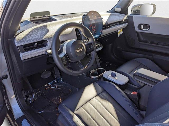 new 2025 MINI Hardtop car, priced at $35,480