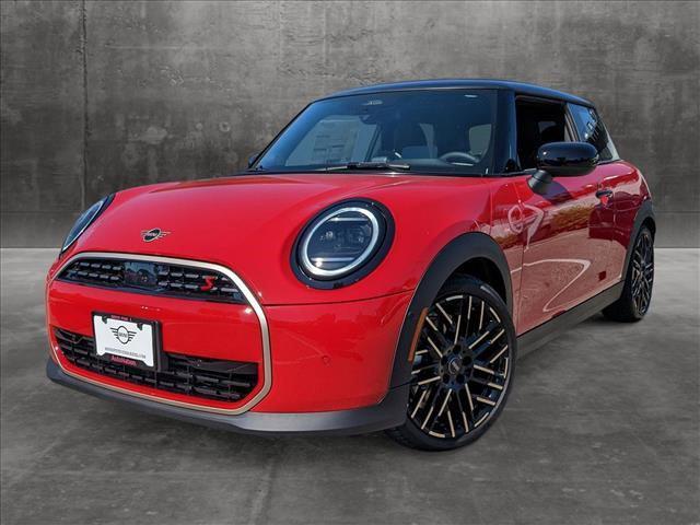 used 2025 MINI Hardtop car, priced at $34,999