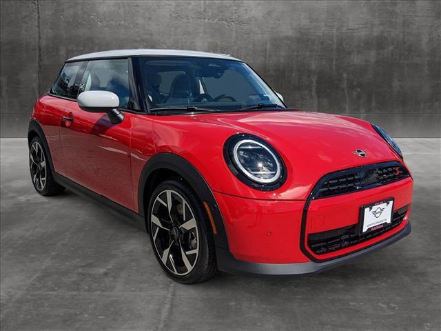 new 2025 MINI Hardtop car, priced at $35,595