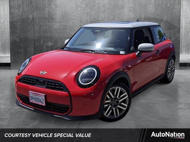 used 2025 MINI Hardtop car, priced at $32,420
