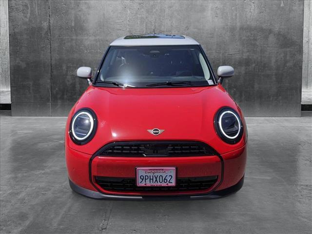 used 2025 MINI Hardtop car, priced at $32,420