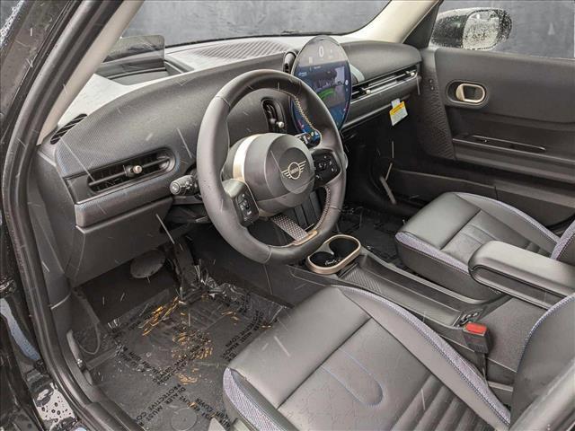 new 2025 MINI Hardtop car, priced at $33,595