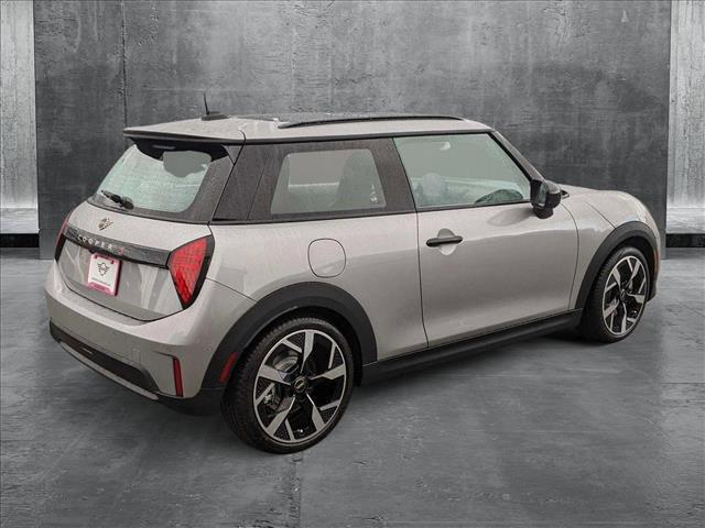 new 2025 MINI Hardtop car, priced at $38,030