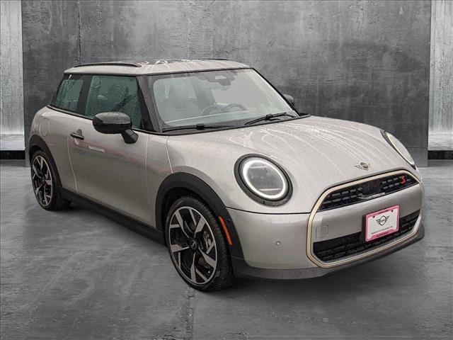 new 2025 MINI Hardtop car, priced at $38,030