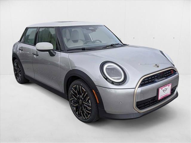 new 2025 MINI Hardtop car, priced at $39,130