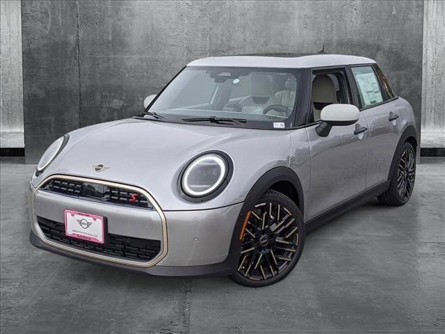 new 2025 MINI Hardtop car, priced at $39,130