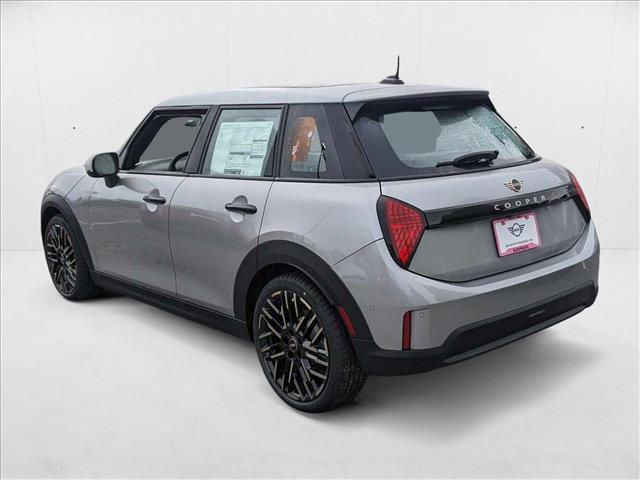 new 2025 MINI Hardtop car, priced at $39,130