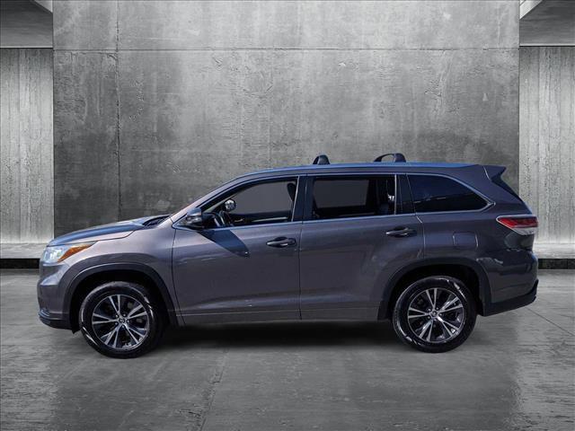 used 2016 Toyota Highlander car, priced at $18,999