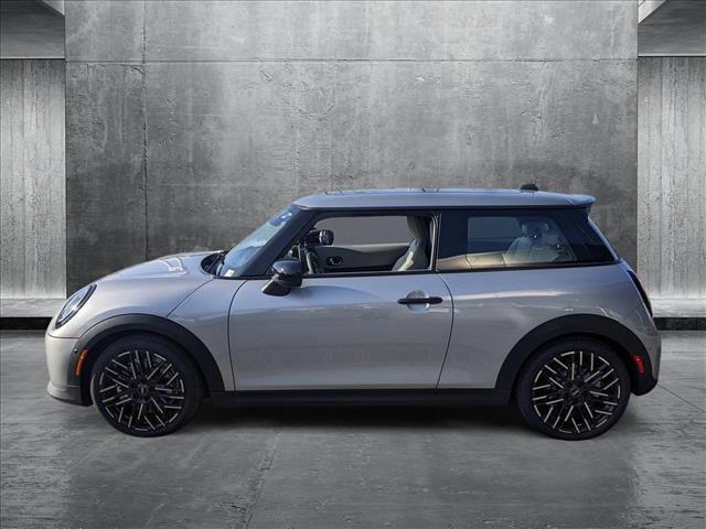 new 2025 MINI Hardtop car, priced at $37,195