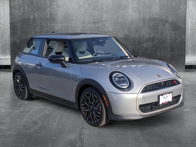 new 2025 MINI Hardtop car, priced at $37,195