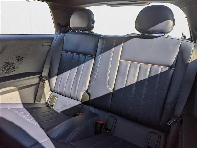 new 2025 MINI Hardtop car, priced at $37,530
