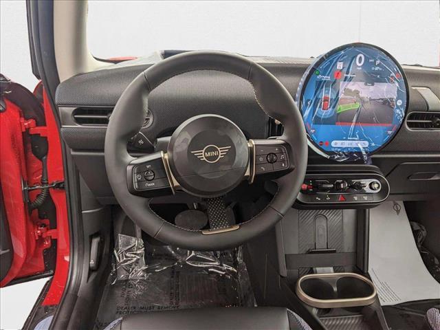 new 2025 MINI Hardtop car, priced at $32,430