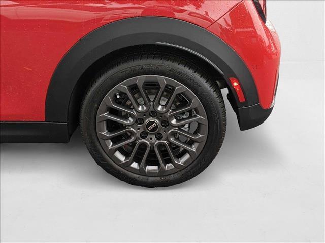 new 2025 MINI Hardtop car, priced at $32,430