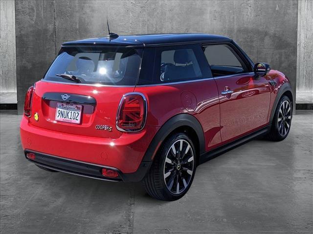 used 2024 MINI Hardtop car, priced at $26,990