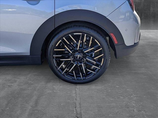new 2025 MINI Hardtop car, priced at $39,130