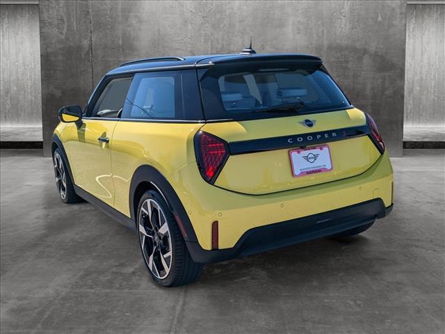 new 2025 MINI Hardtop car, priced at $36,905