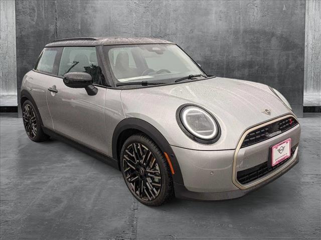 new 2025 MINI Hardtop car, priced at $37,775