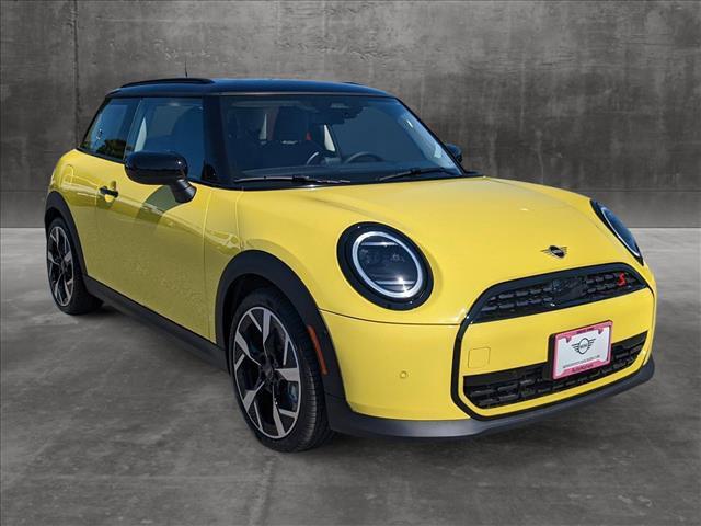 new 2025 MINI Hardtop car, priced at $37,055